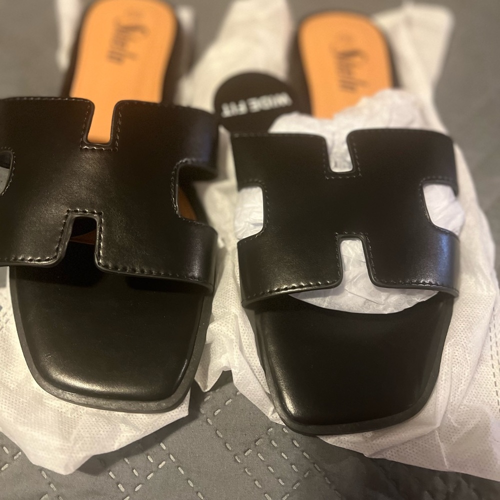 SHEIN Black Wide Fit Slide Sandals